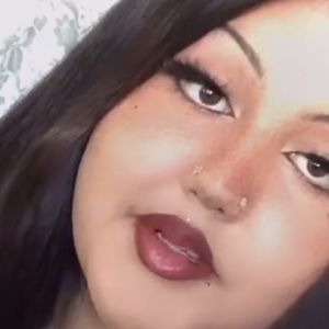 Meet your Posher, Tonya